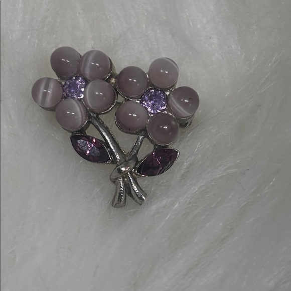 Estate Jewelry - Vintage Rhinestone and Cat’s Eye Flower Brooch
